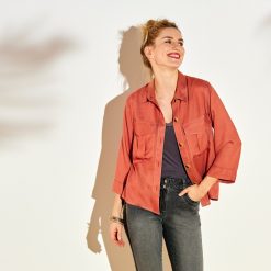 Jednobarevná košile s náprsními kapsami cihlová  - Blancheporte